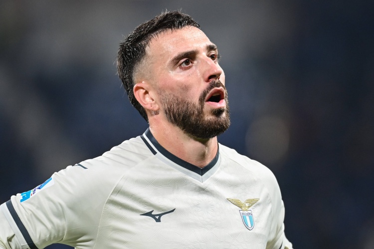 跟队记者：米兰想在夏窗签下拉齐奥后卫吉拉，冬窗完成的难度极大